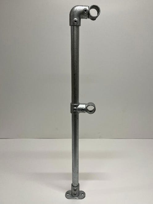 Pre Assembled Offset Rail Post for Fencing Infill Panels