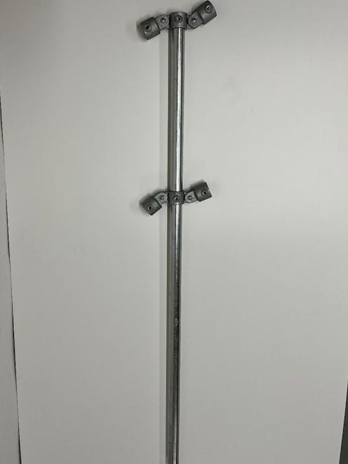 Double Inline Swivel Post