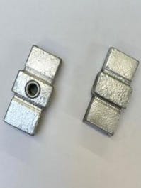 150 Internal Expanding Connector ( 40 x 40 Square)