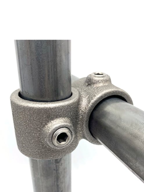 161 Offset 90degree Crossover Key Clamp (33.7mm Round Self Colour)